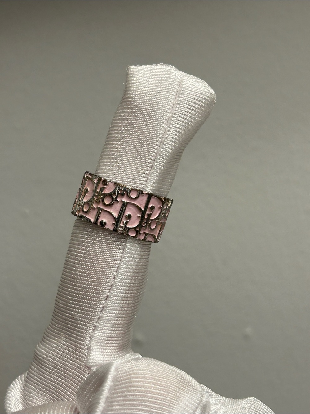 DIOR Vintage Christian Dior Oblique Pink Trotter No. 2 Silvertone Ring • Size 6 - Picture 7 of 10